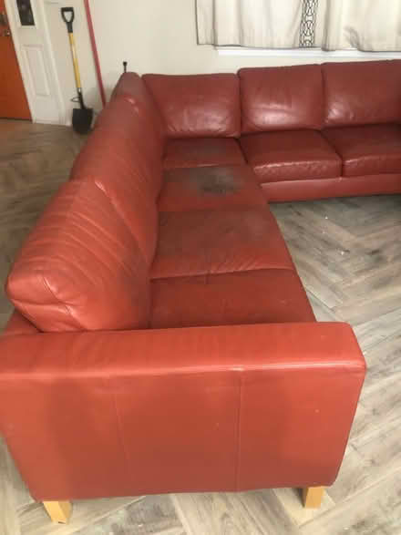 Photo of free Leather couch (Downtown/Old Town) #4