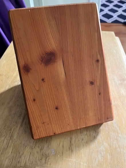 Photo of free Knife block (Tufts University) #2