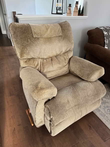 Photo of free La-z-boy Chair (Guelph North) #1