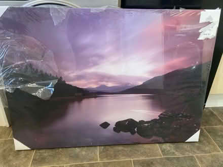 Photo of free Beautiful canvas (Mattishall NR20) #1