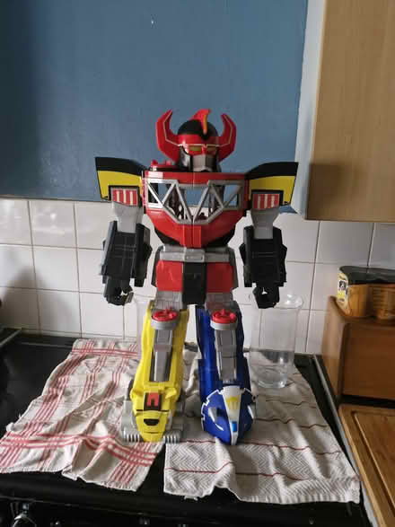 Photo of free Transformer type toy (BR1 bickley) #1