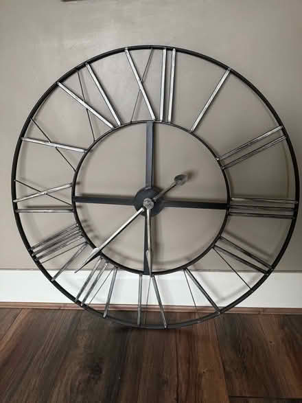 Photo of free Large wall clock (CO14) #1