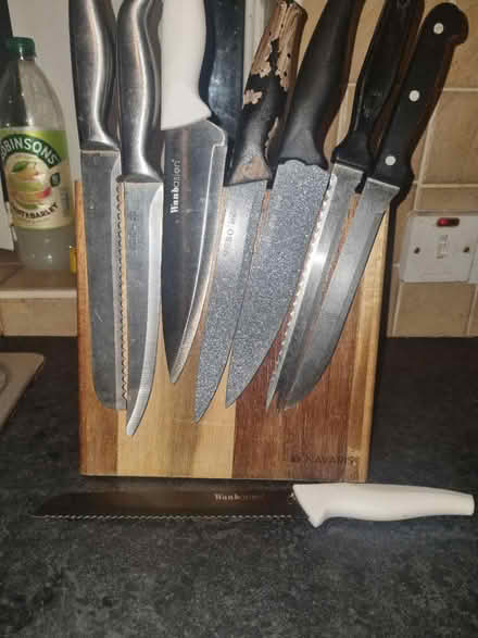 Photo of free Magnetic wooden knife stand (Lees OL4) #1