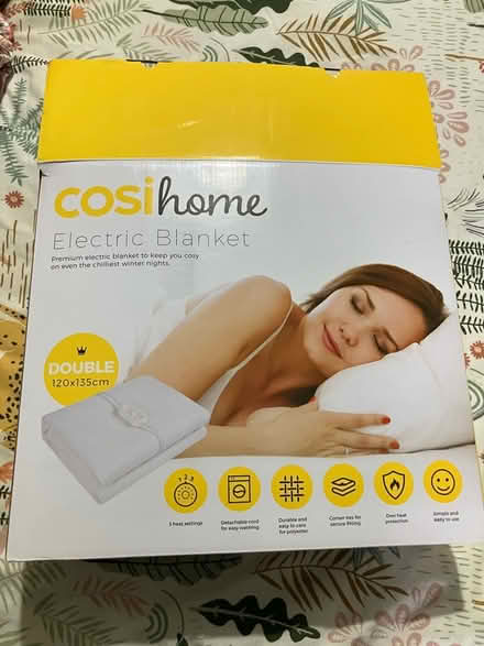 Photo of free Double electric blanket (Stotfold, Hitchin, SG5) #1