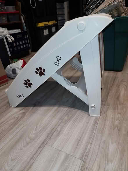 Photo of free little dog/cat stairs (30th and Pearl in Boulder) #2