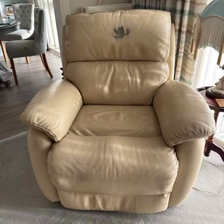 Photo of free Leather Electric Recliner Chair (Llandrillo yn Rhos LL28) #1