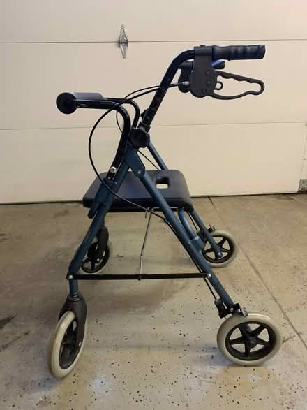 Photo of free Wheeled walker (Watkins Lake Rd and Dixie Hwy) #1