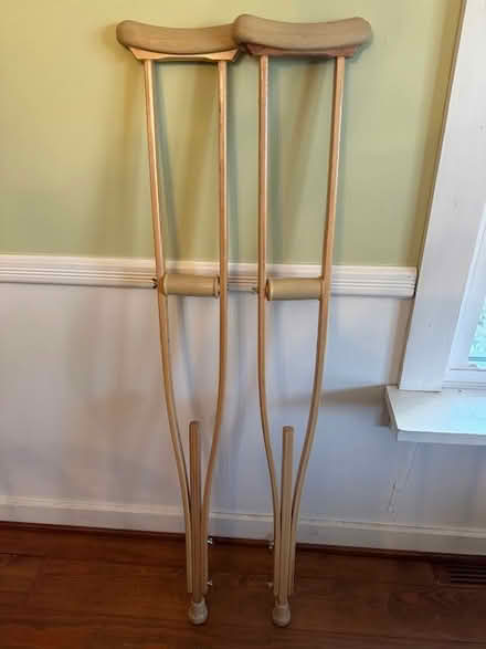 Photo of free crutches (Lagrange) #1