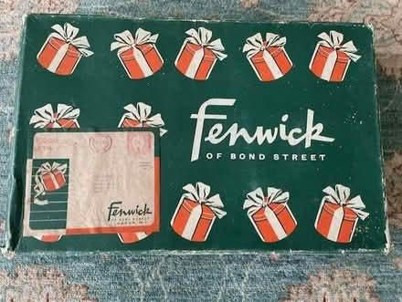 Photo of free fenwicks of bond street clothes box (Eastbourne BN21) #1