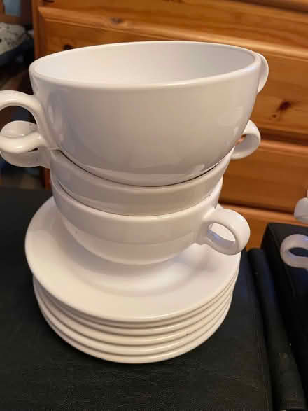 Photo of free Soup Tureen with Ladle and six soup bowls and saucers (Ducklington OX29) #3