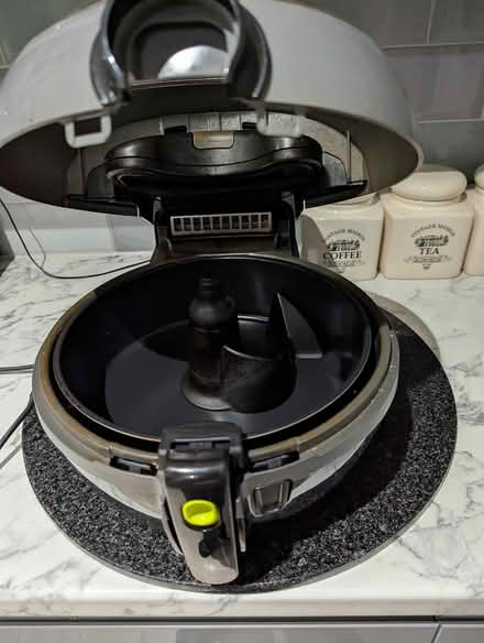 Photo of free Tefal Actifry Original (Knottingley WF11 0PX) #3