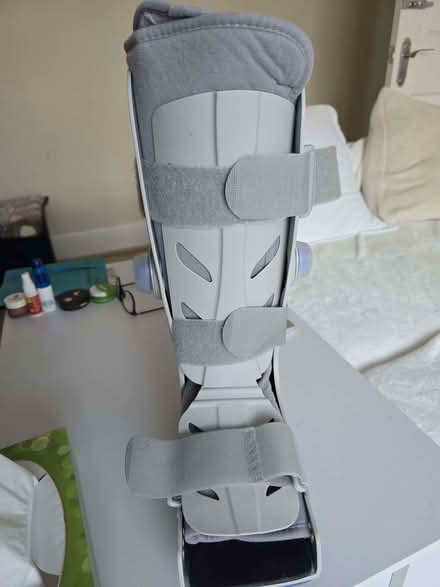 Photo of free Aircast Walker Boot (Elmers End BR3) #1