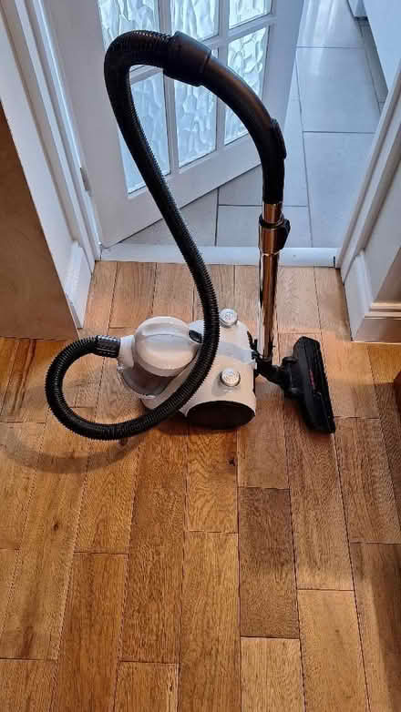 Photo of free Vacuum cleaner (Temple Mills E15) #1