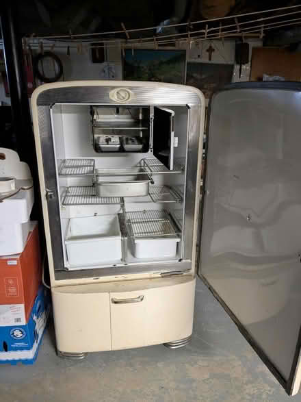 Photo of free 1950's Kelvinator refrigerator (Woodward &12 Mile Road) #2