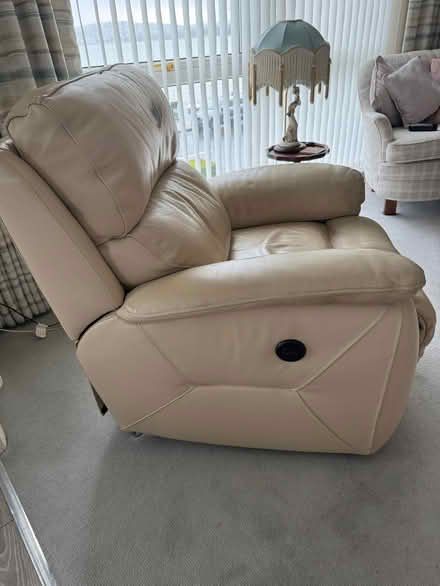 Photo of free Leather Electric Recliner Chair (Llandrillo yn Rhos LL28) #4