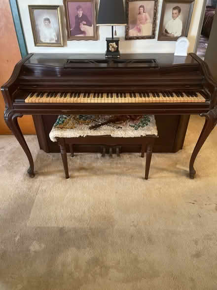 Photo of free Piano (Elk Grove Village) #1