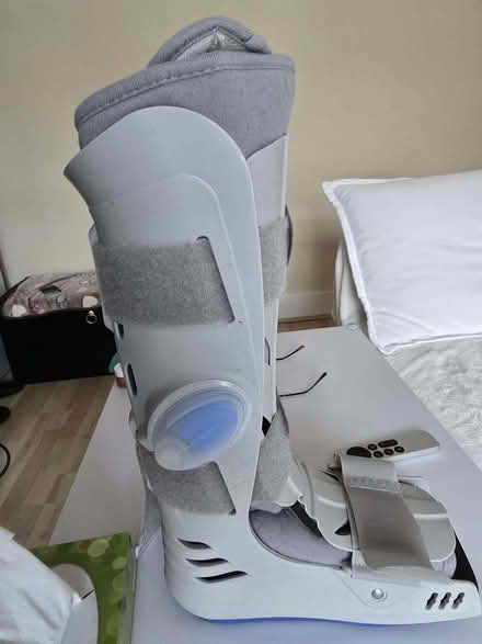 Photo of free Aircast Walker Boot (Elmers End BR3) #2