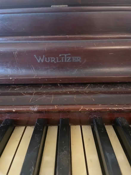 Photo of free Piano (Elk Grove Village) #3