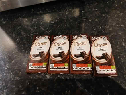 Photo of free 4 mini DARK chocolate bars (Parkhead EH11) #1