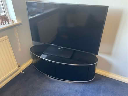 Photo of free TV cabinet stand (Benfleet SS7) #1