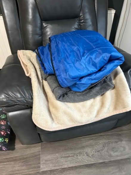 Photo of free Blanket in good condition (B17) #1