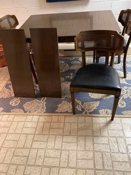 Photo of free Dining Table & four chairs -Desk (Hawthorne,NY) #3