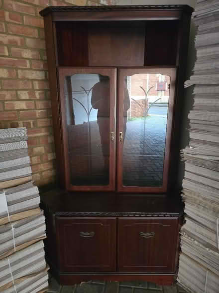 Photo of free Wooden cabinet with cupboard (Bedford Centre MK40) #1