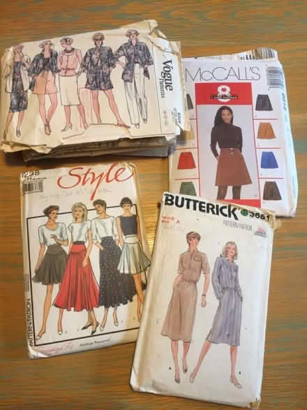 Photo of free Vintage Sewing Patterns for Sizes 8 - 12 UK (Forest Hill OX33) #1