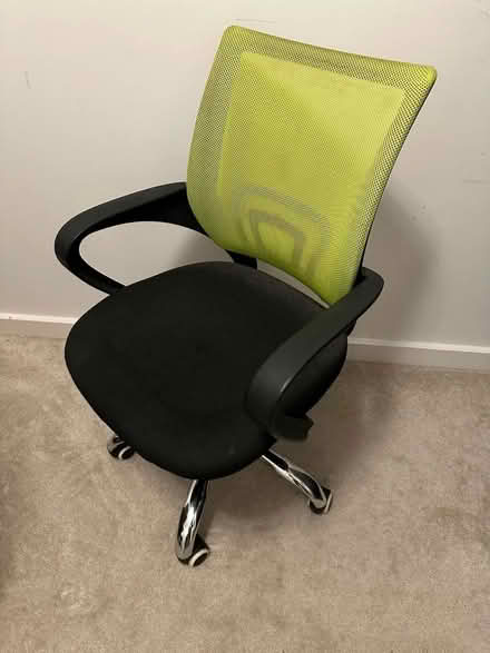 Photo of free Chair (SG16) #2