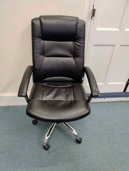 Photo of free Black office chair (Oxford OX1) #1