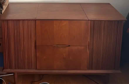 Photo of free Vintage Stereo, Early 60's (Burlingame close to the Avenue) #3