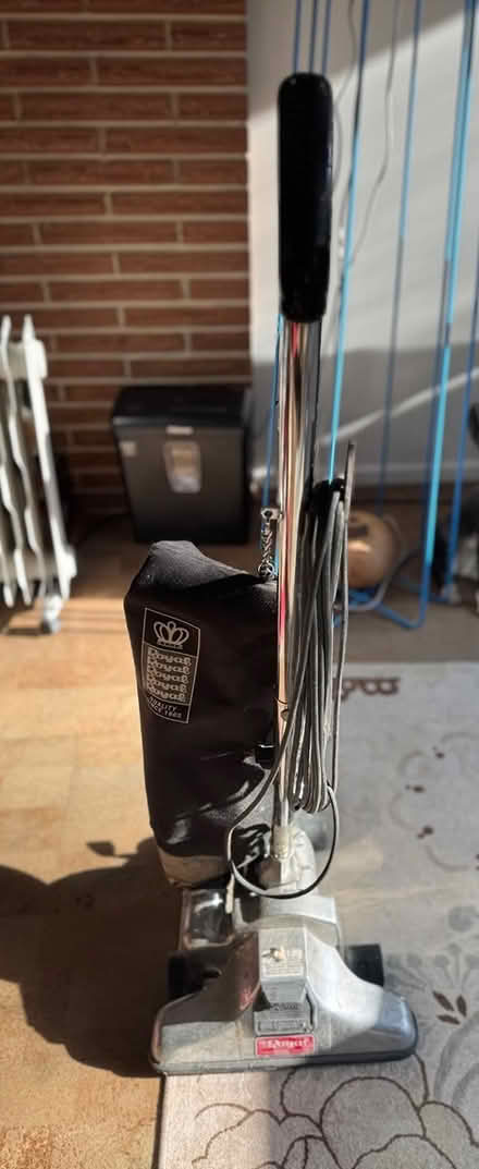 Photo of free Royal commercial quality vacuum (NE Seattle) #2