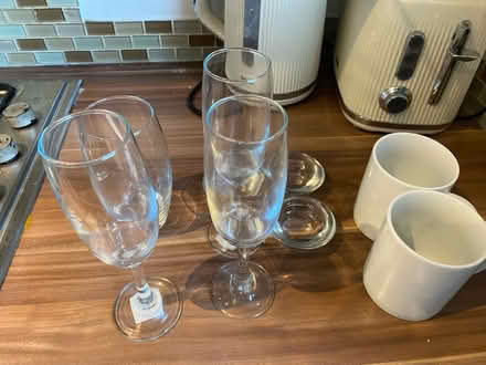 Photo of free Mugs, glasses etc - must go today (Walthamstow E17) #1