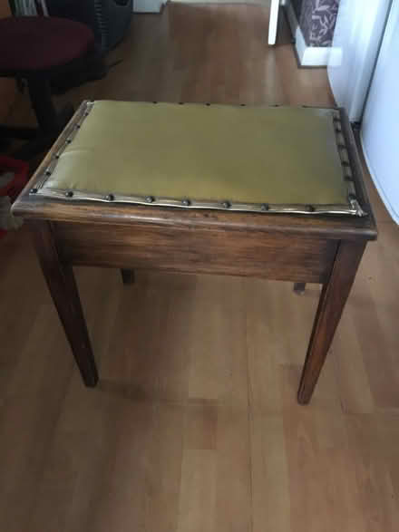 Photo of free Oak piano stool (Markfield LE67) #1