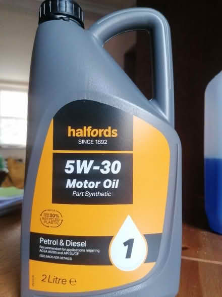 Photo of free 5W - 30 Motor oil (Penrith CA11) #1