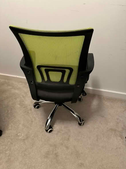 Photo of free Chair (SG16) #3