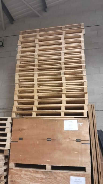 Photo of free Pallets (Stockport SK4) #1