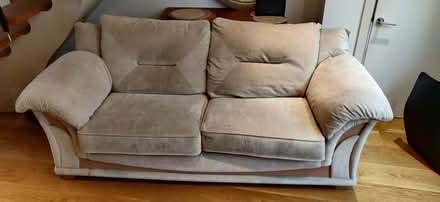 Photo of free Comfy 3 seater sofa (Balham SW12) #2