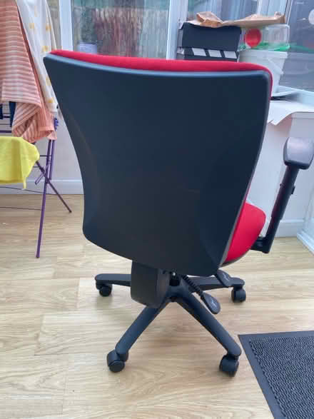 Photo of free Office chair (Dunstable (Dunstable ( LU6)) #2