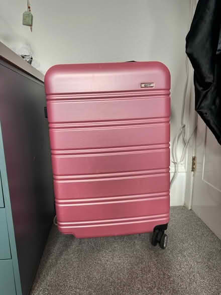 Photo of free large hardshell suitcase (broken) (BN2) #1