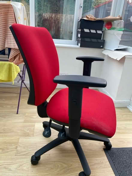 Photo of free Office chair (Dunstable (Dunstable ( LU6)) #3