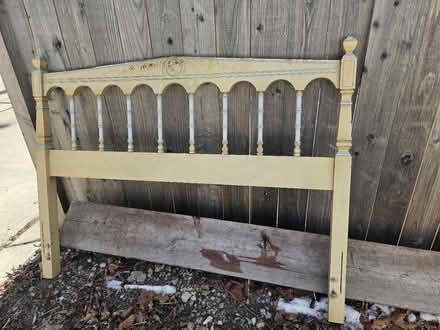 Photo of free Headboard (60302) #1