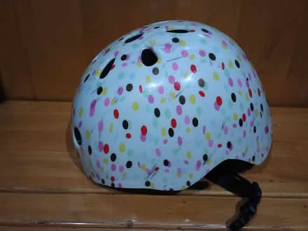 Photo of free Cycle helmet (Larkfield ME20) #3