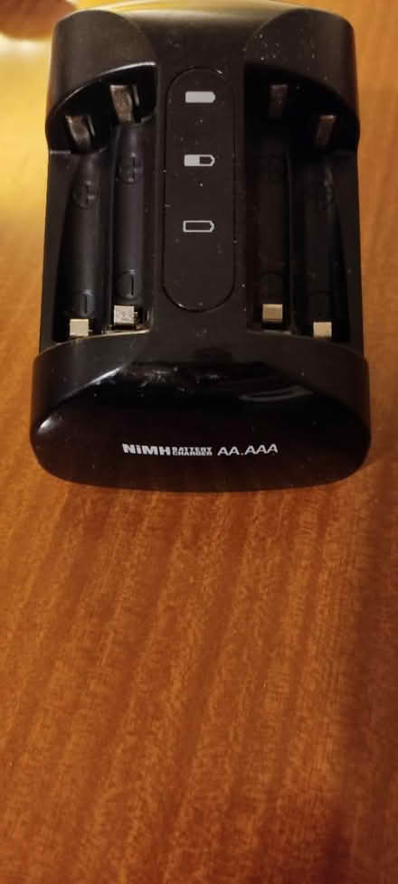 Photo of free Energizer AA/AAA Battery Charger (Gazeley, CB8) #2