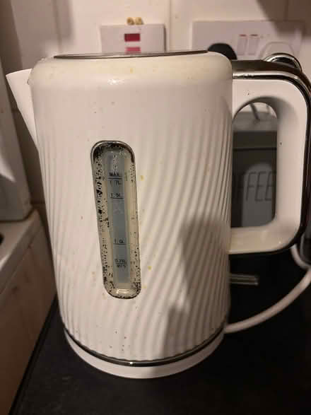 Photo of free White kettle (BN15 lancing) #1