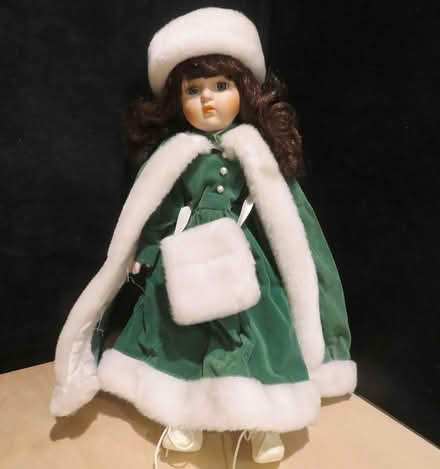 Photo of free 2 x Decorative Dolls (Hunt Club/McCarthy K1V 9H9) #1