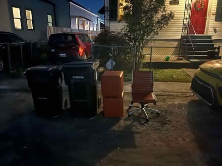 Photo of free CURB Rolling Chair and Ottomans (East Carrollton) #3