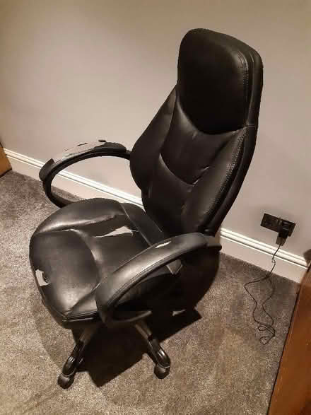 Photo of free Office chair (Yaxley) #1