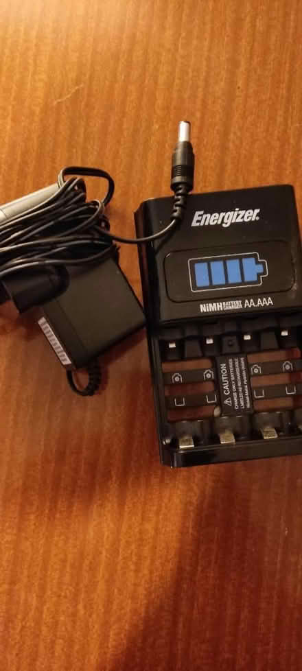 Photo of free Energizer Battery Charger (Gazeley, CB8) #1