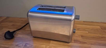 Photo of free Two Slice Toaster (Sandford BH20) #1